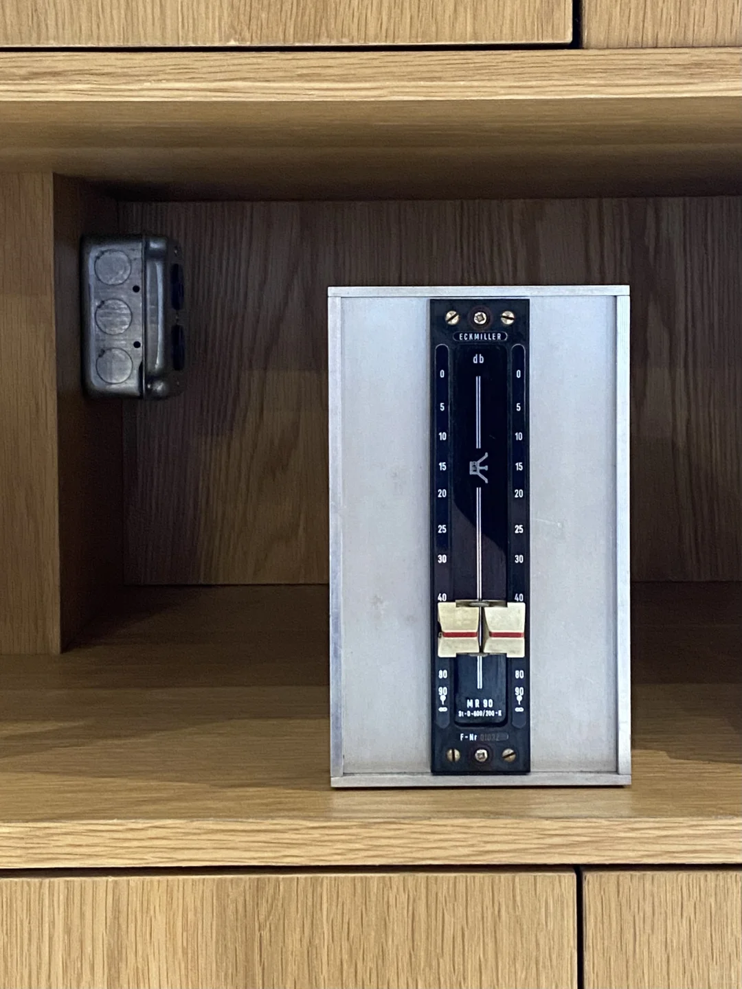 新展｜领略中古音响的设计之美