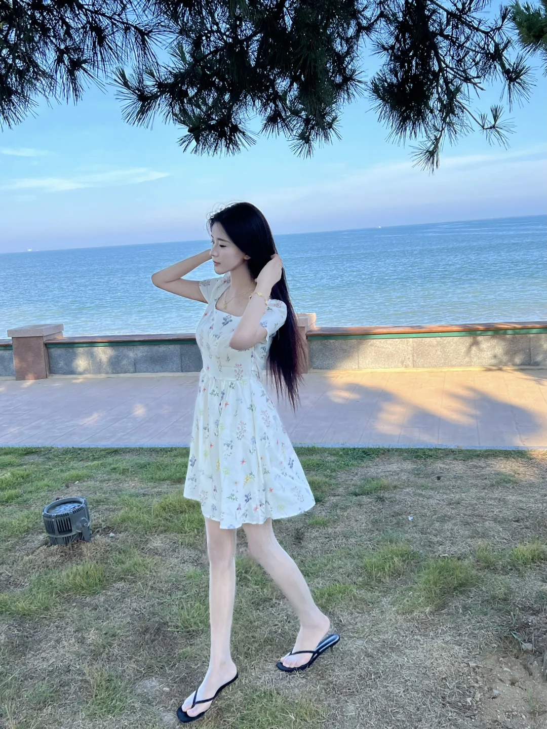 来海边就要把花花穿上身！