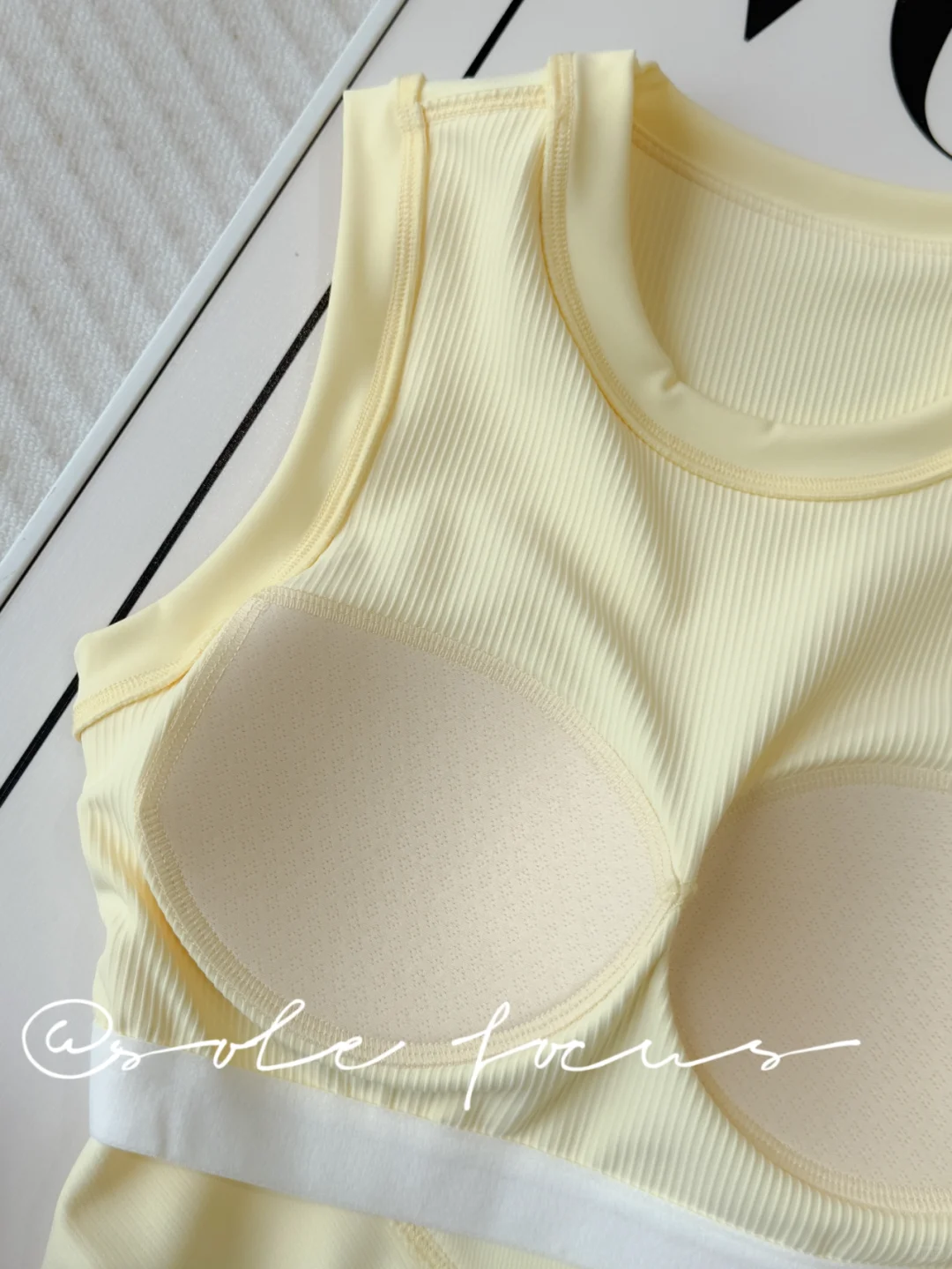 一键入夏！这套真的太吸睛了 美到窒息啊！