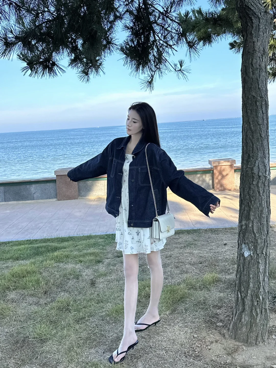 来海边就要把花花穿上身！