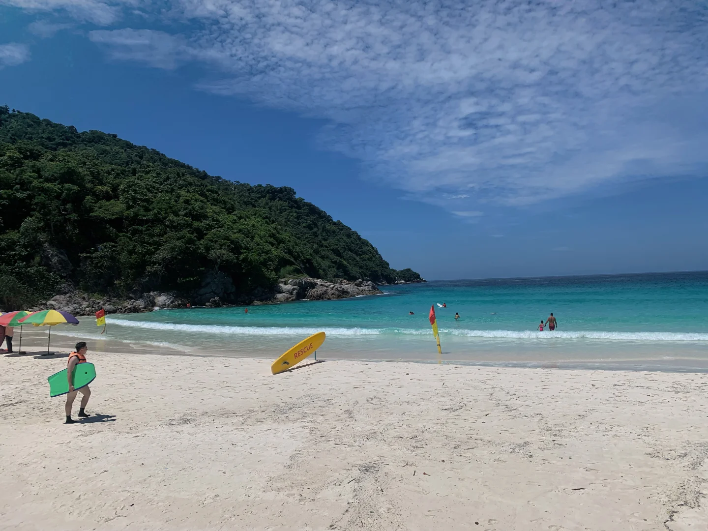 18图放送? 皇帝岛拉查酒店