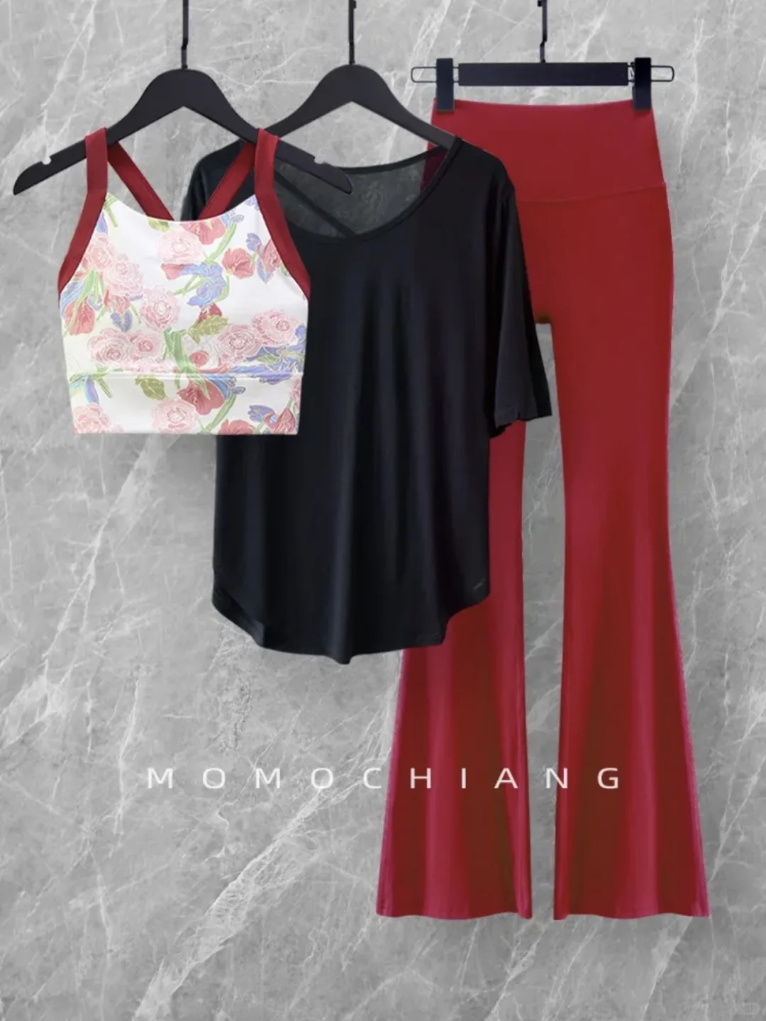 由于我不停的上瑜伽服，终！于！