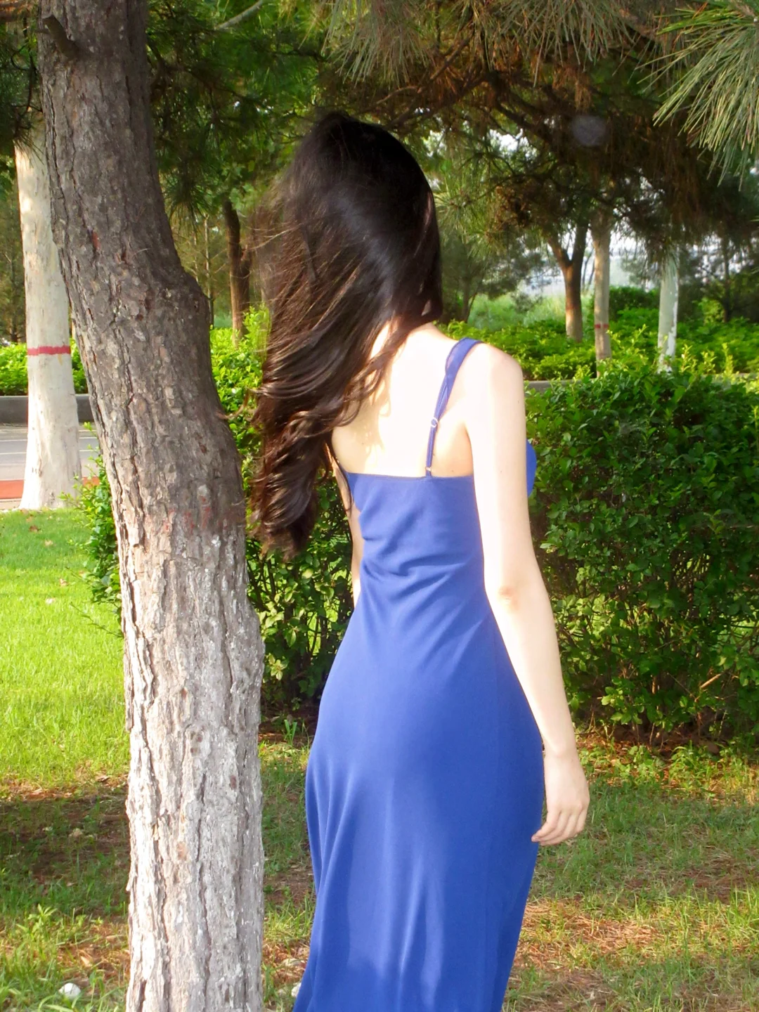 卷发红唇还是太权威了