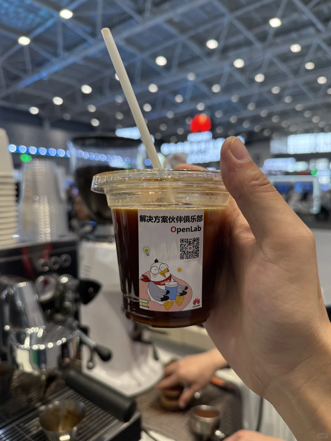 华为展台咖啡｜竟然让科技大佬们都排队？