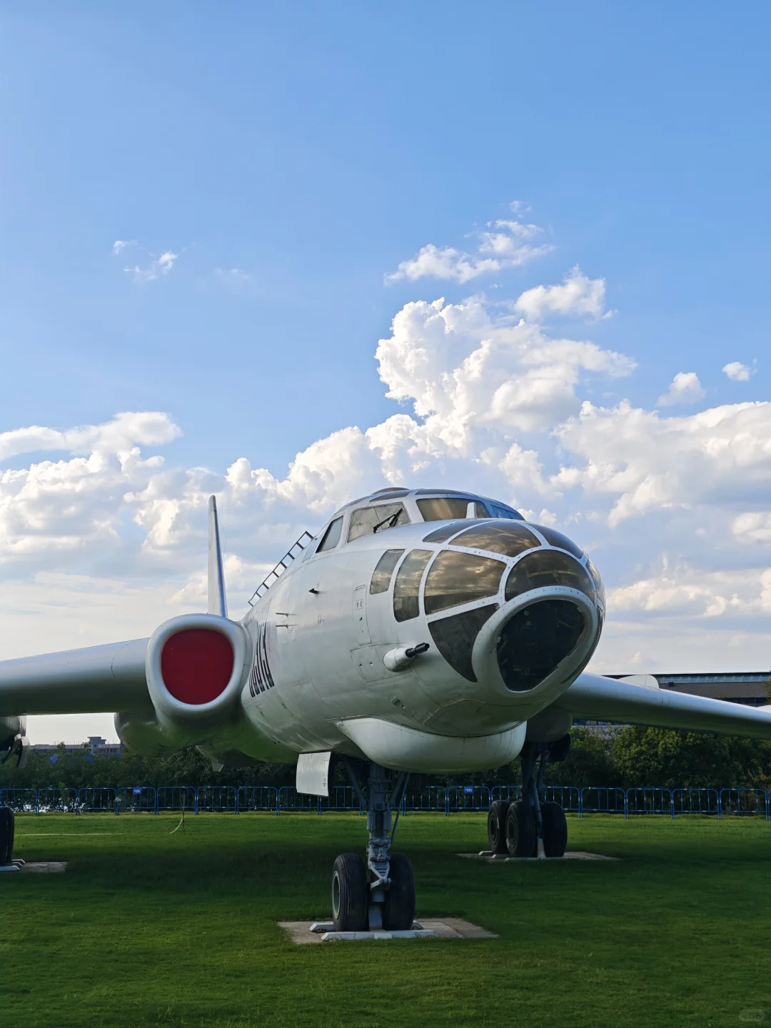 太震撼了！西安限时免费参观运20！