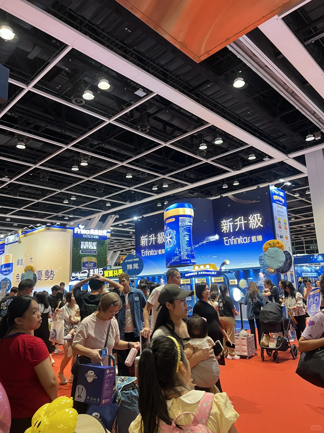暴走3万步总结!2025香港荷花BB展八月攻略