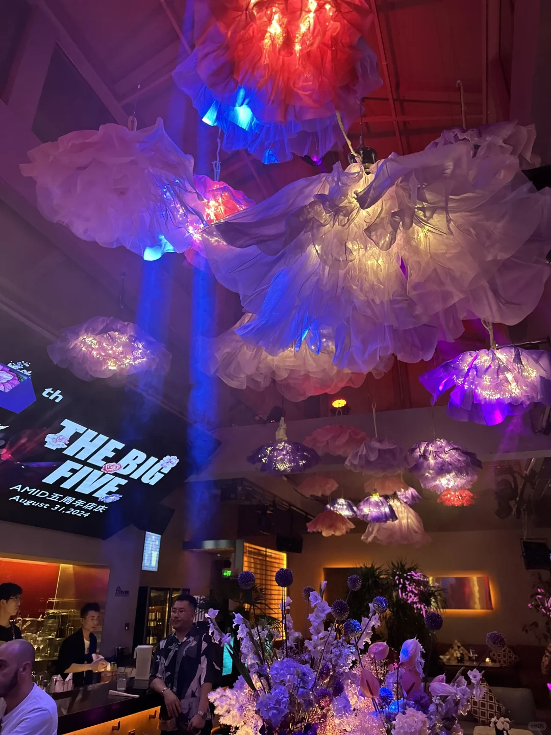 50岁阿姨今天在三里屯！