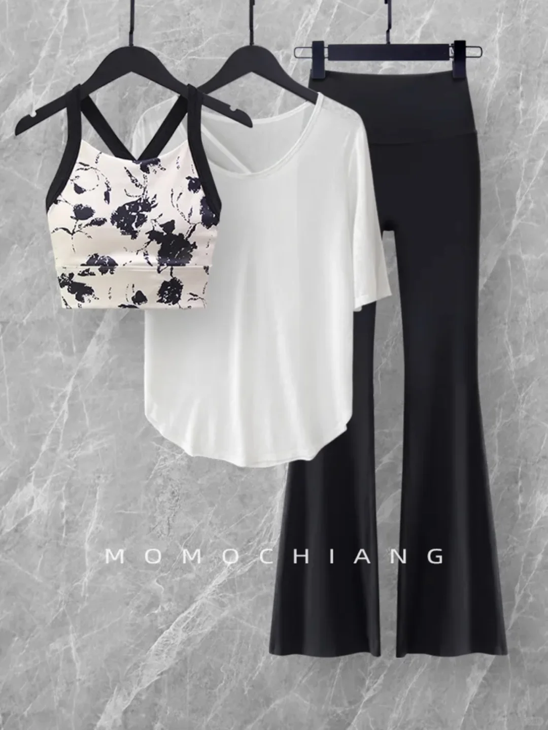 由于我不停的上瑜伽服，终！于！