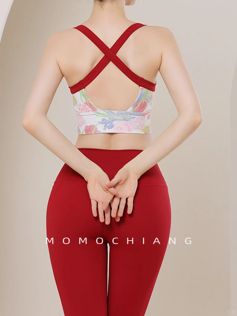 由于我不停的上瑜伽服，终！于！