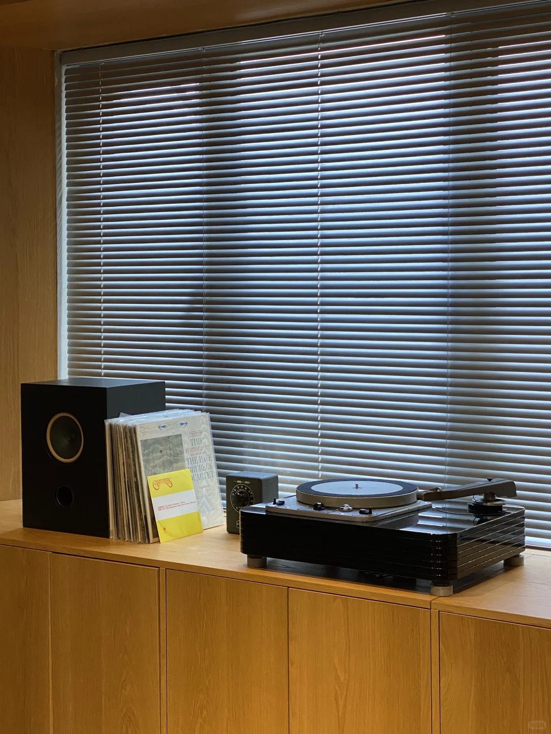 新展｜领略中古音响的设计之美