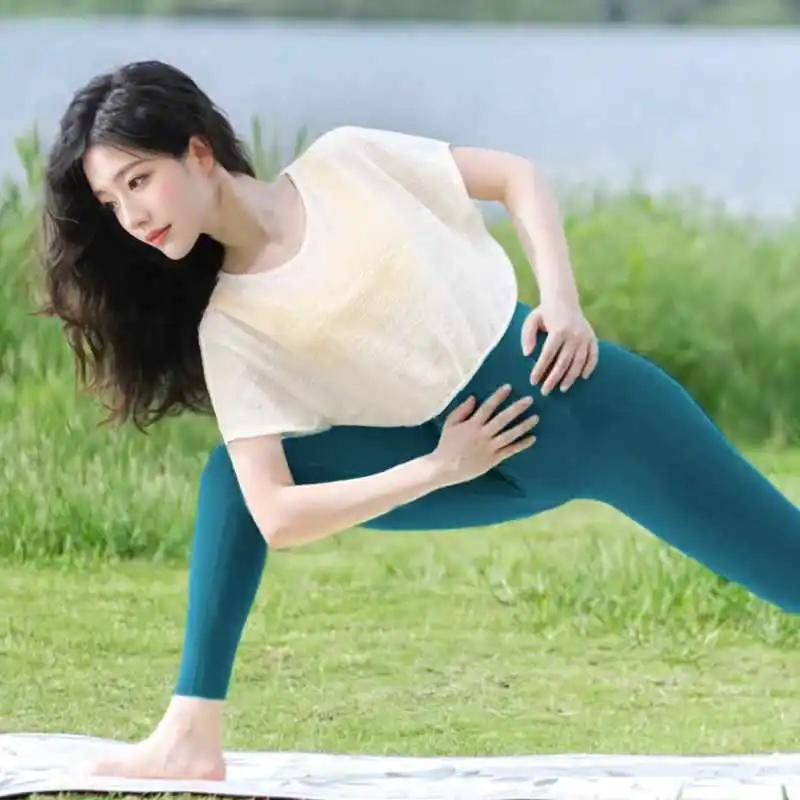 绝美瑜伽服罩衫?透气裸感运动套装