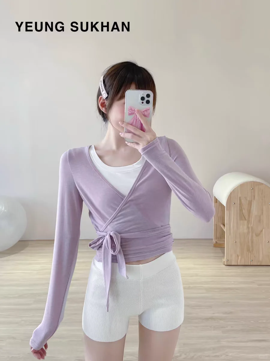 早秋瑜伽服长袖?