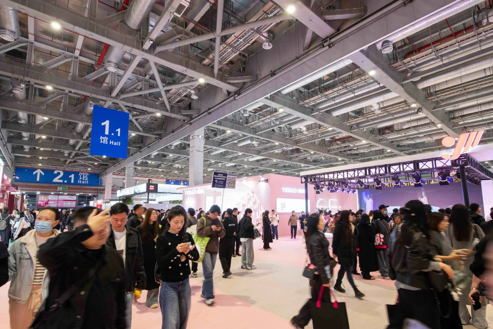 2025 CHIC中国国际服装服饰博览会(秋季)