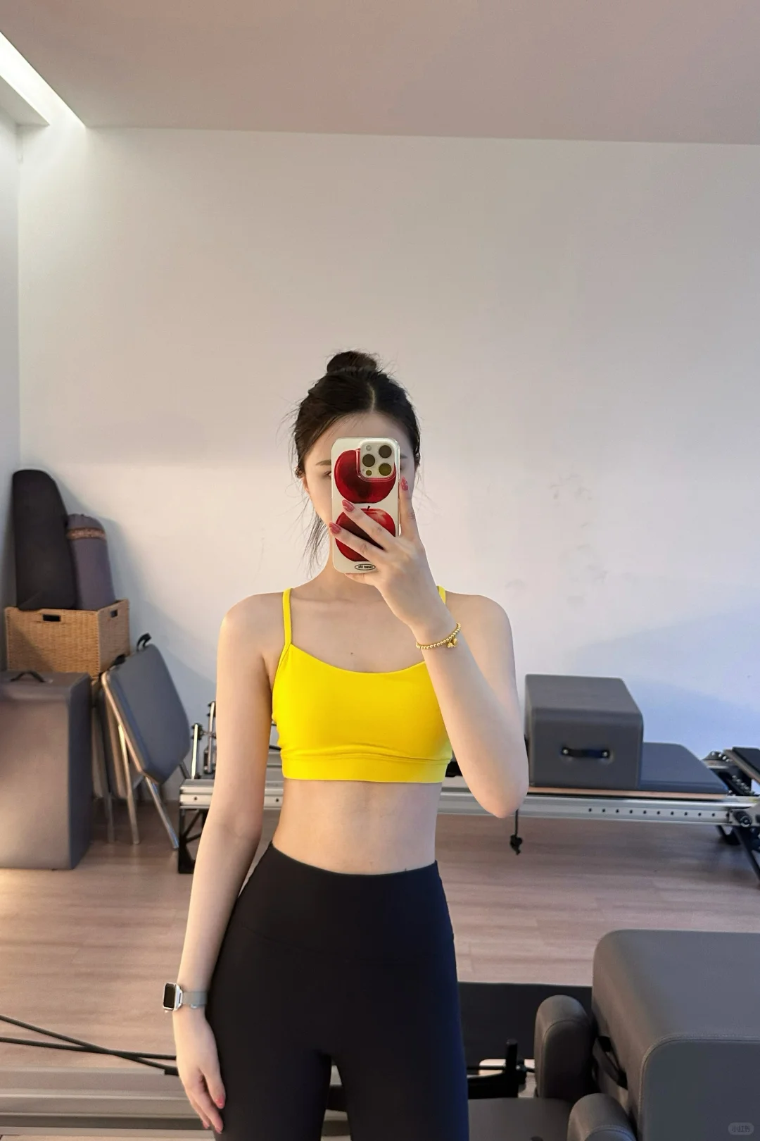 00后普拉提老师夏日上课穿搭