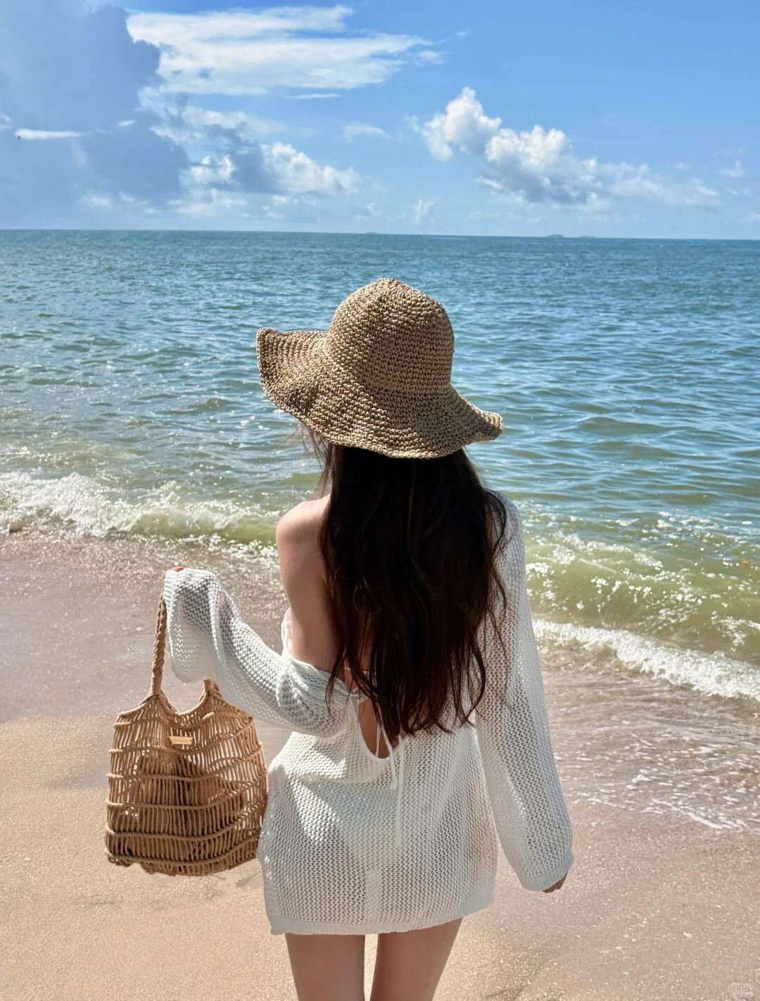 ?海边度假穿搭|5氛围感 look 承包你的朋友