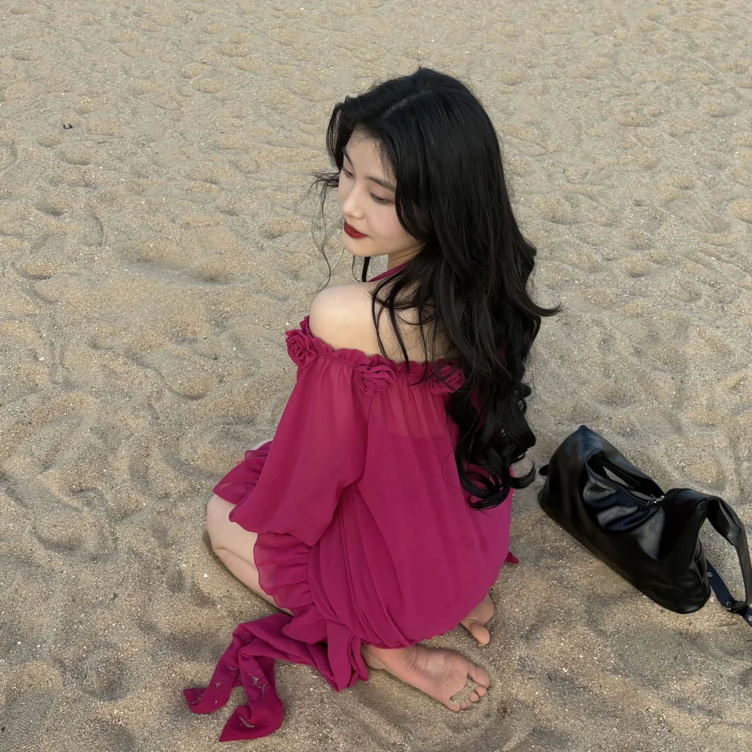姐妹们听我的！去海边就穿鲜艳的裙子超出片