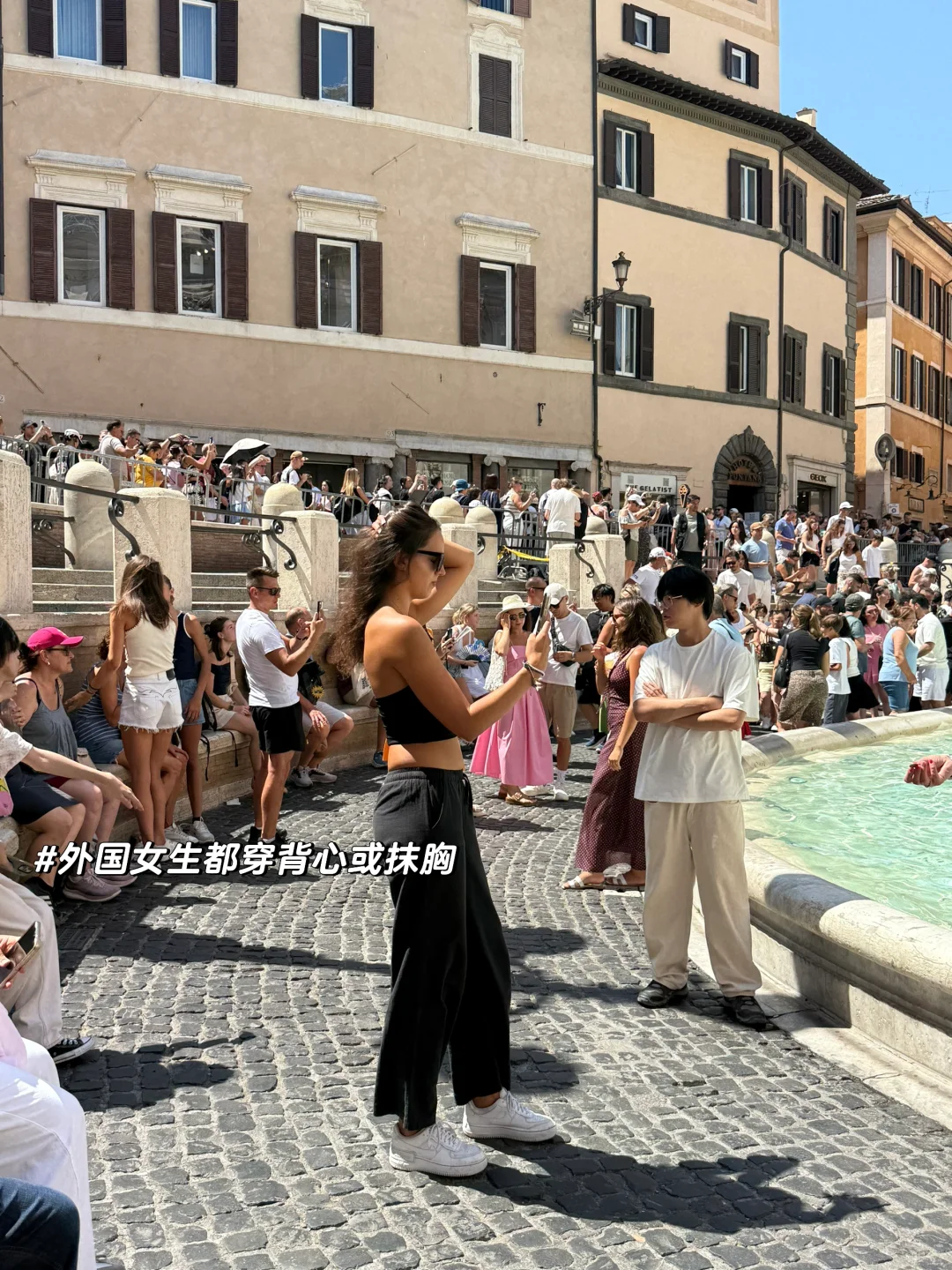 在罗马拍到的时髦路人，令人羡慕的穿衣自由