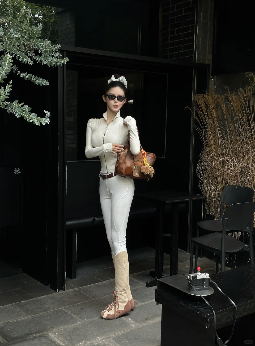 我的emoji动态小人瑜伽服live版(附教程?