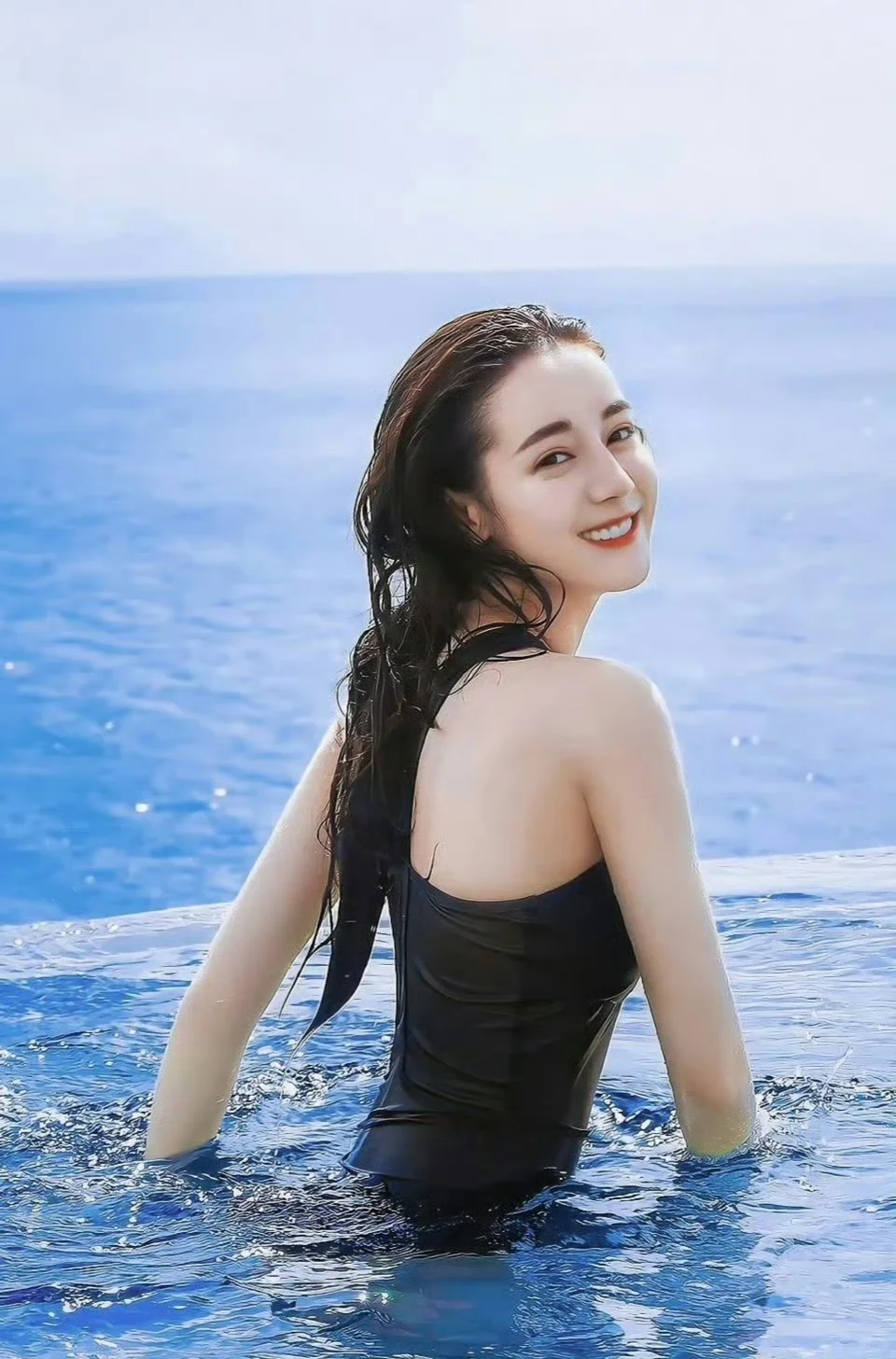 热巴9套海边美照合集