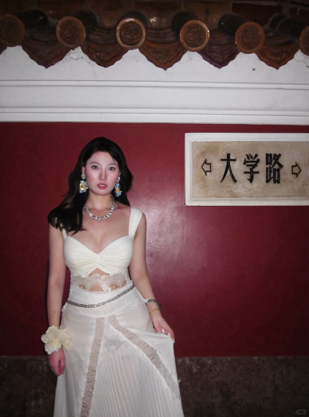抠搜女大平价穿搭?海边出片穿搭LOOK