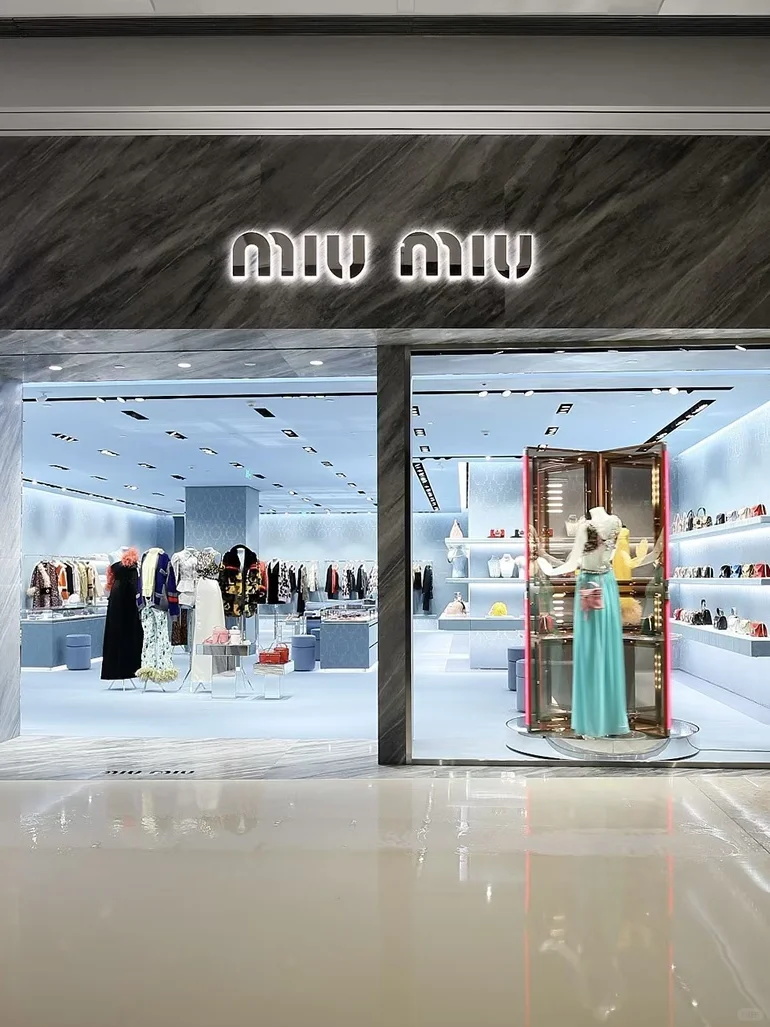 增长腰斩，Miu Miu距离墙倒众人推还有多远？
