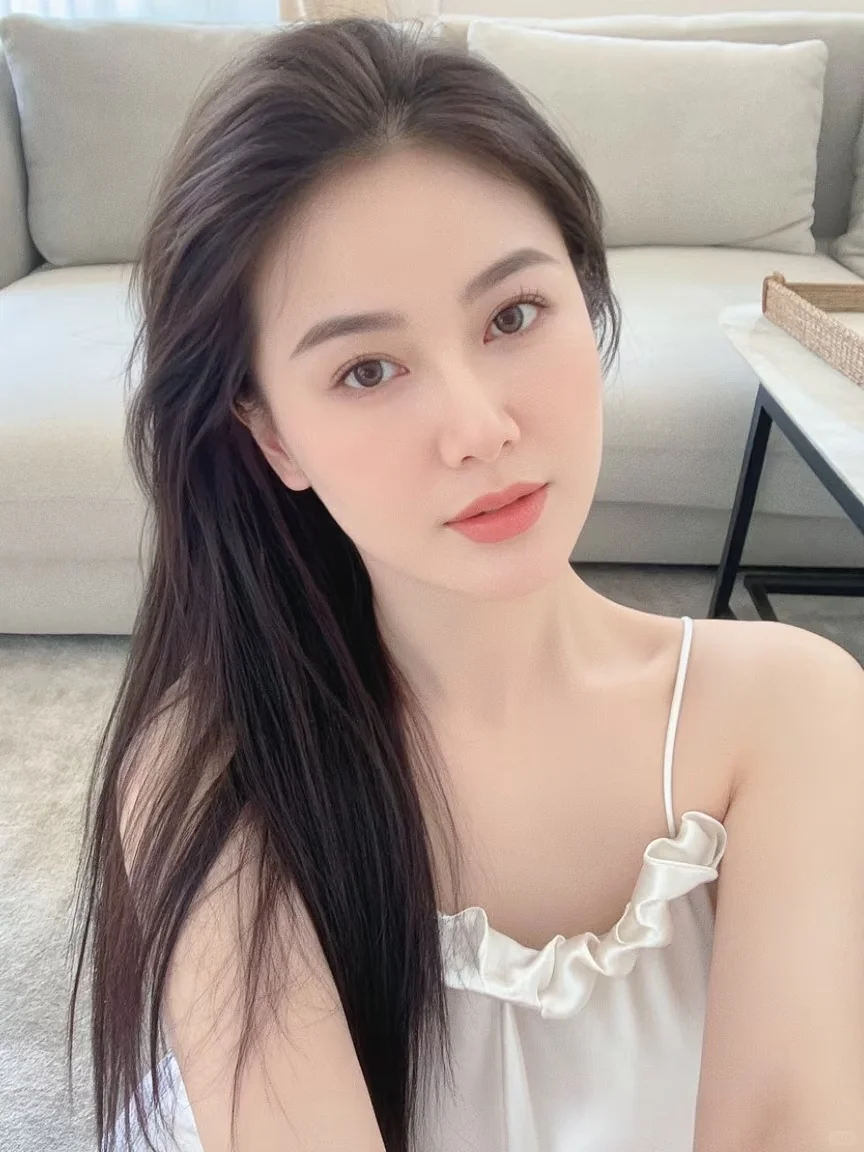 35岁，依然还是一身少女味，可以交个朋友吗