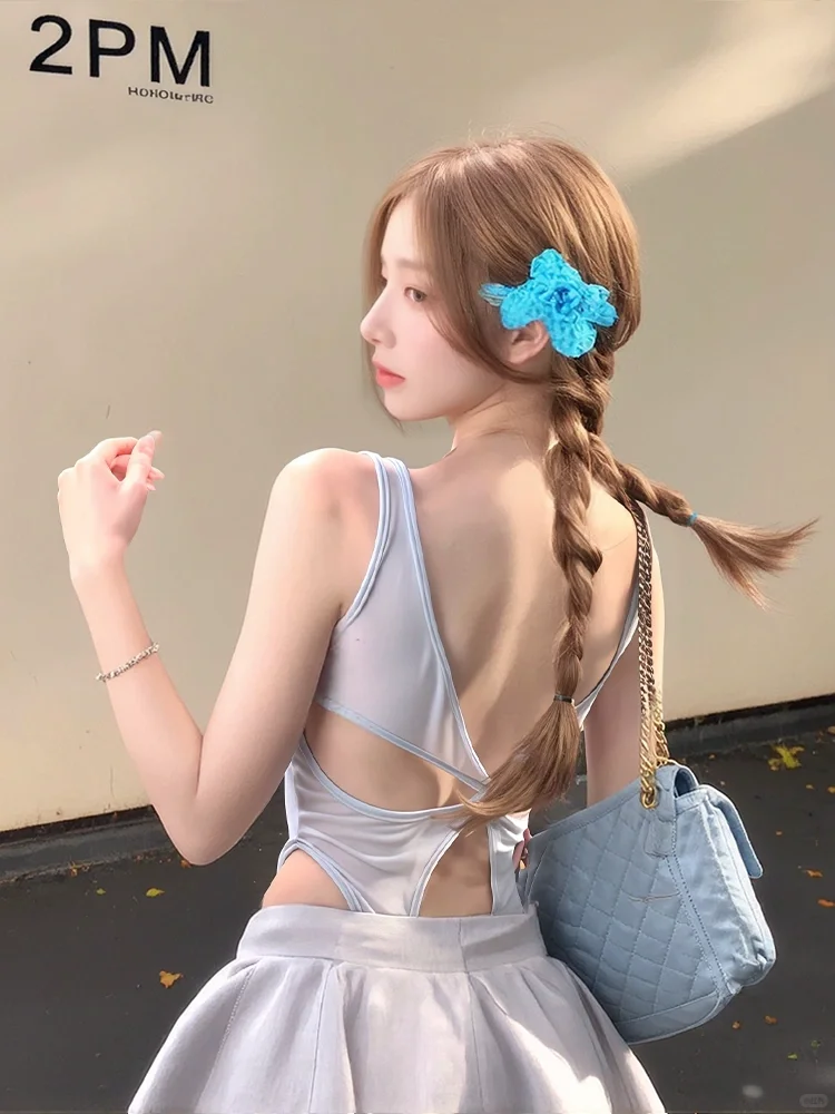 极简浅灰白月光?露背设计直接封神！显瘦?