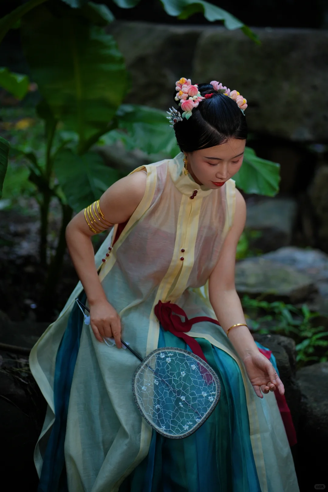 一位大明少妇的消夏日常