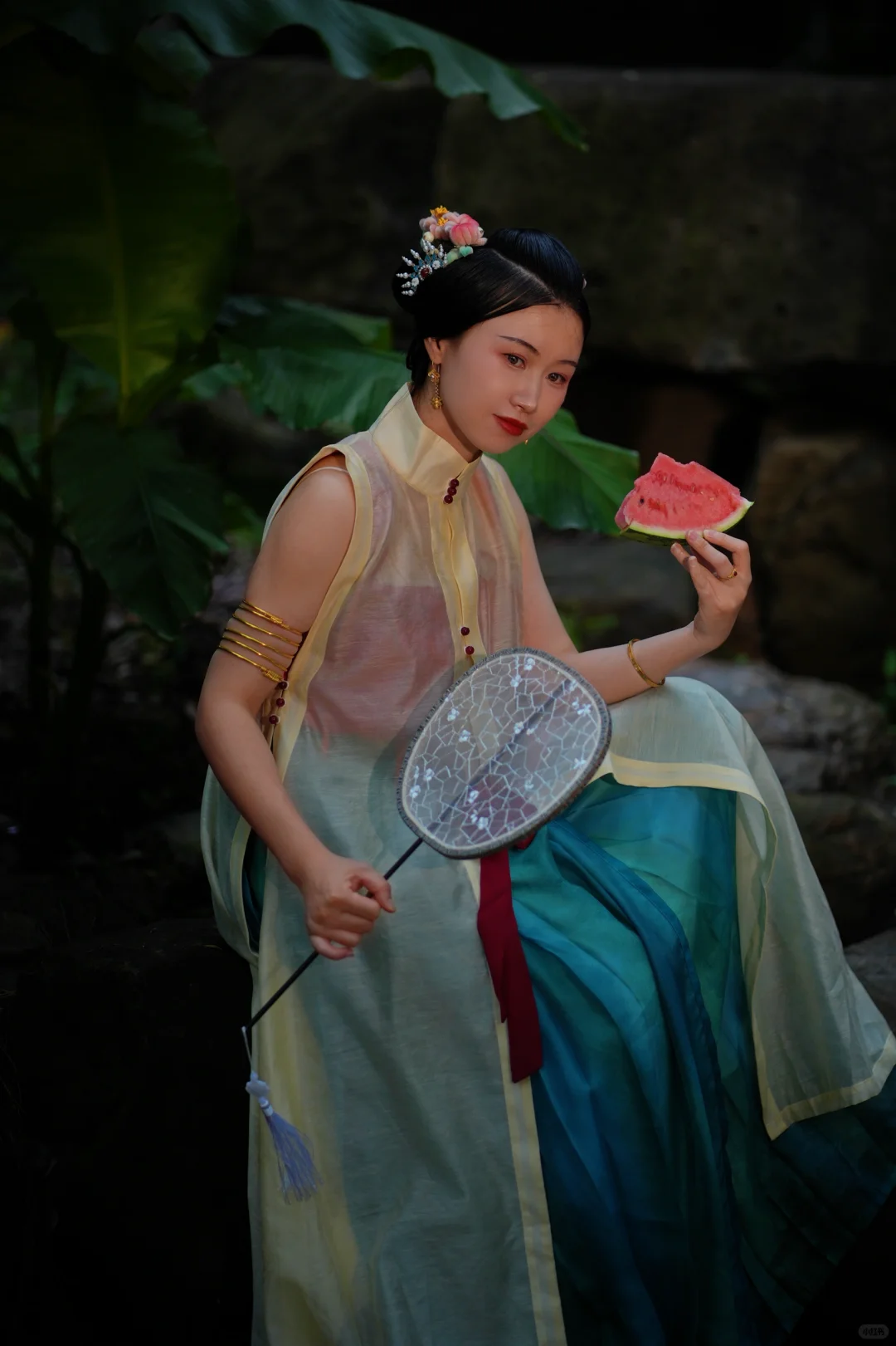 一位大明少妇的消夏日常