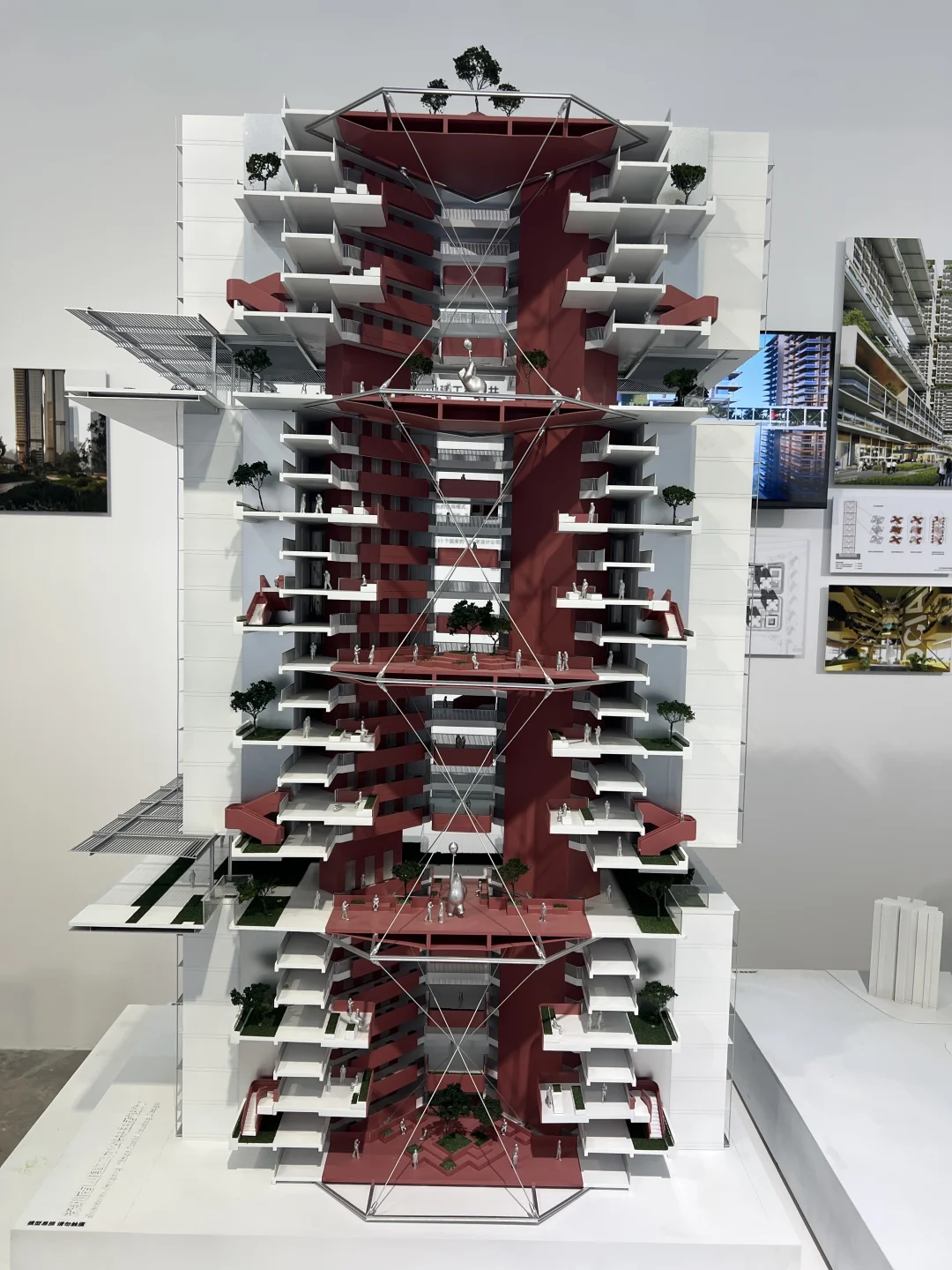 Line+建筑设计展观后感