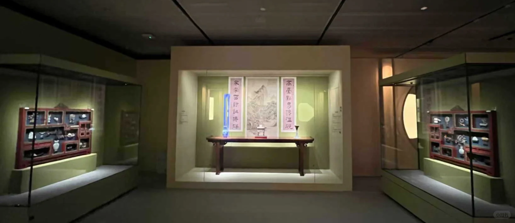 嘉德清宫设计展:看看老祖宗的时尚秀?