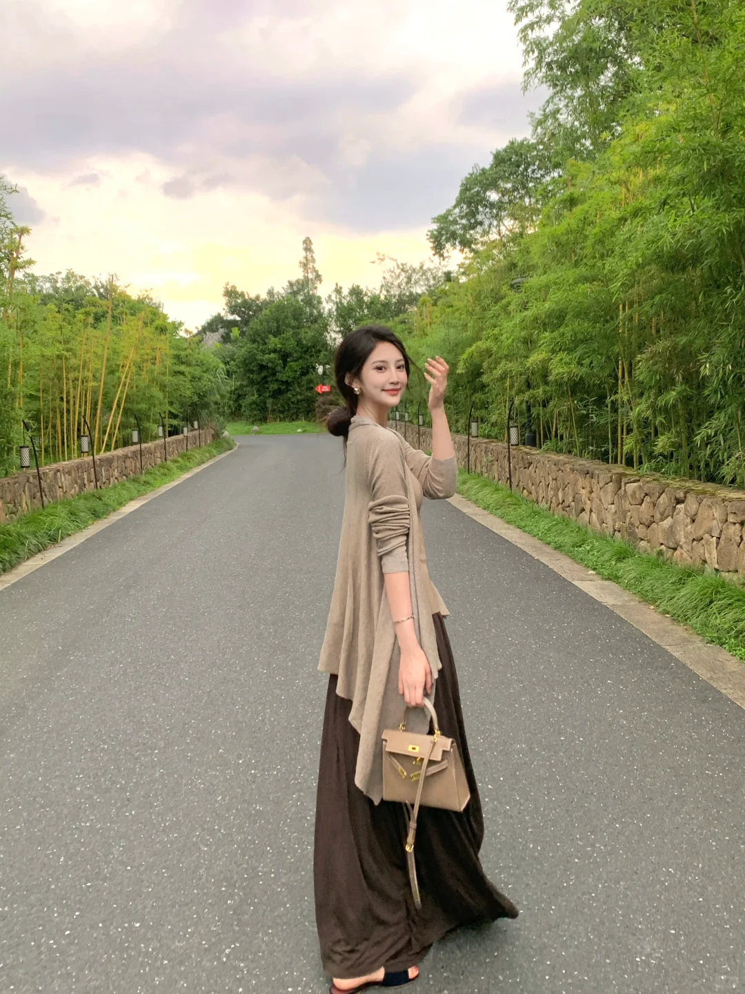 37岁美艳小妈的穿搭