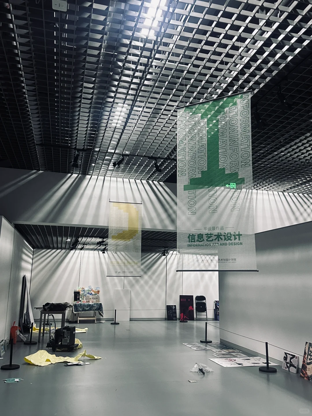速来看展!北航25级硕士毕业展主视觉get✅