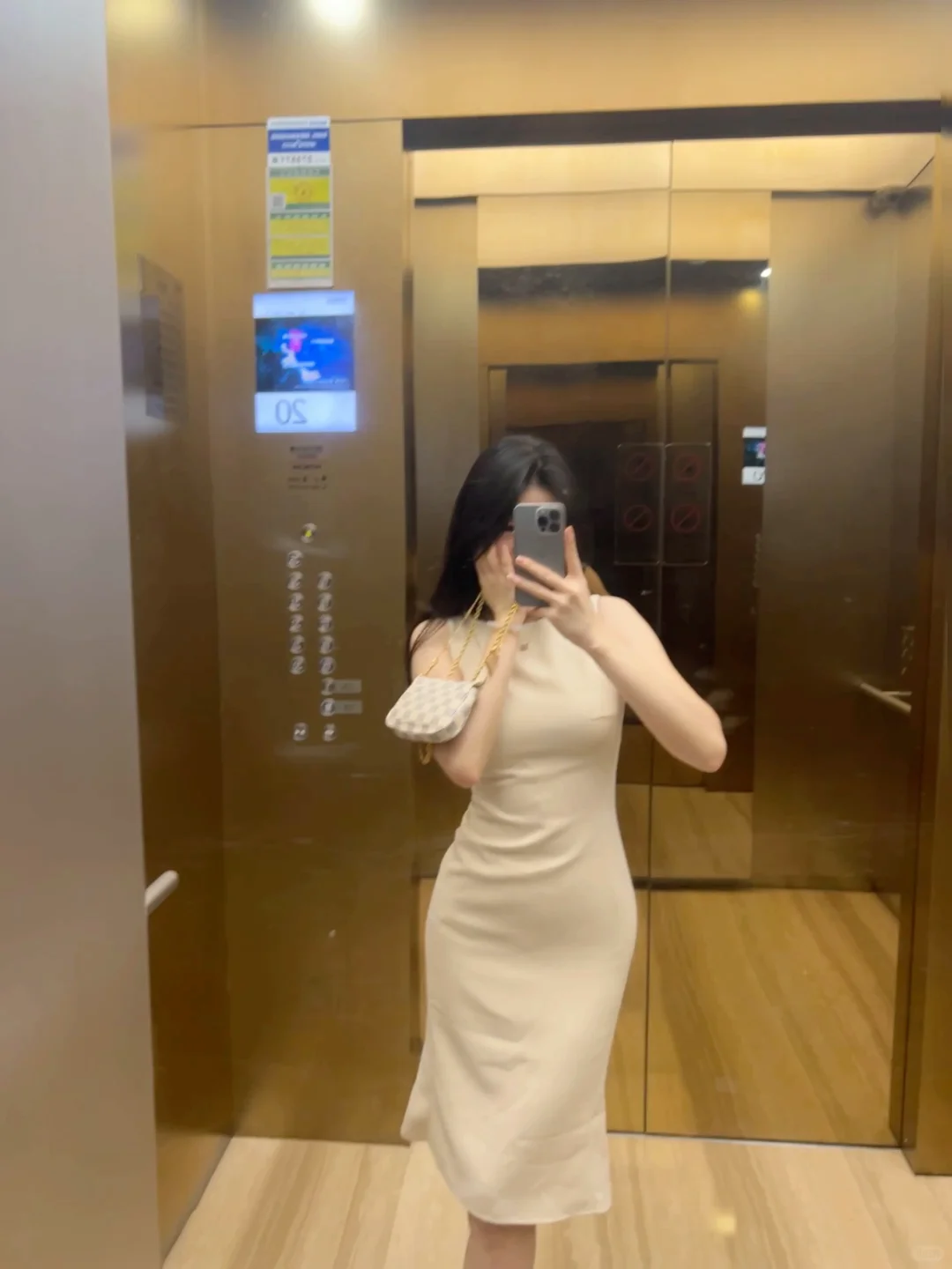 有点不一样的上班look?
