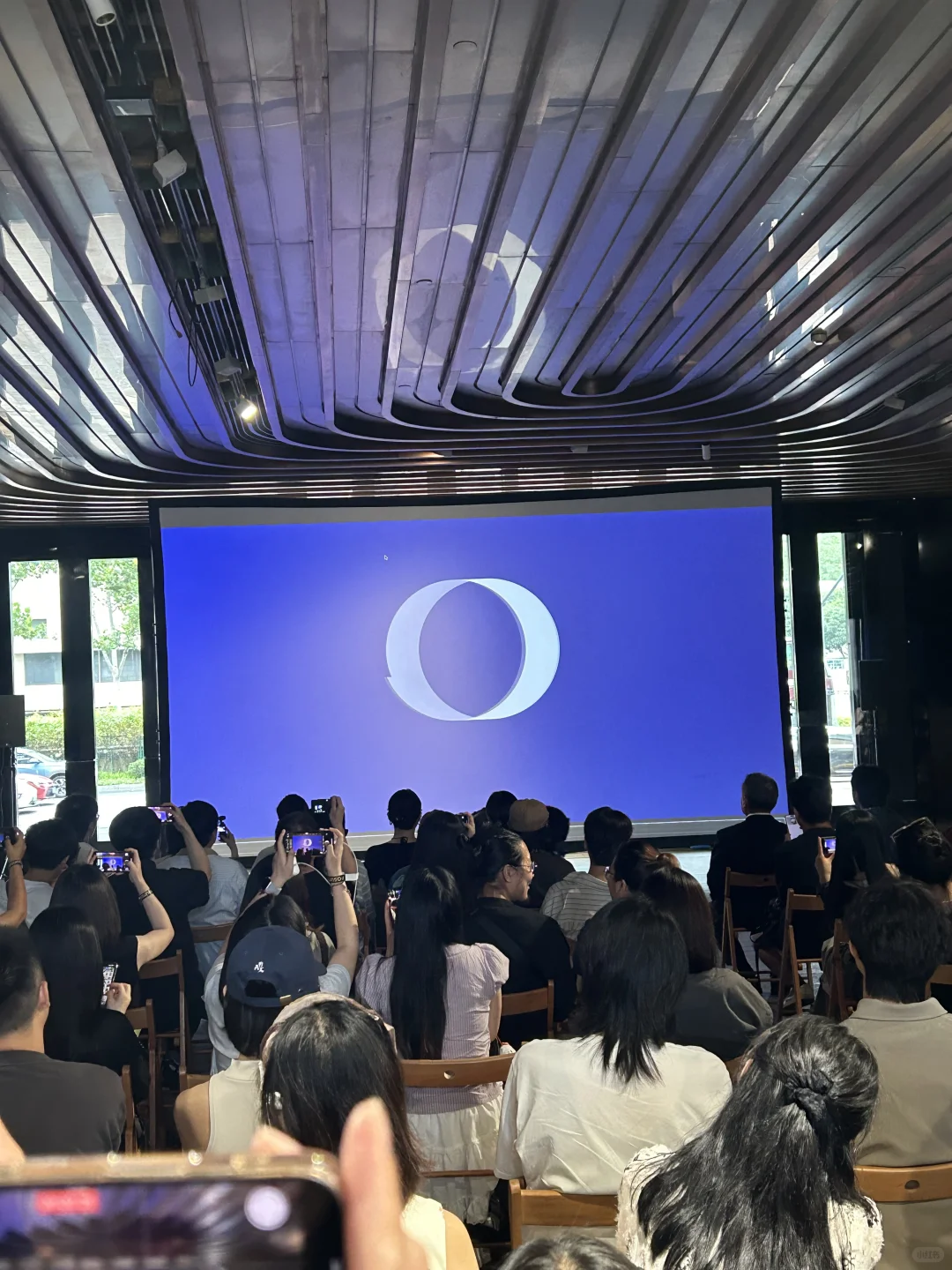 平面设计不是被淘汰了,而是作为培养皿孕育
