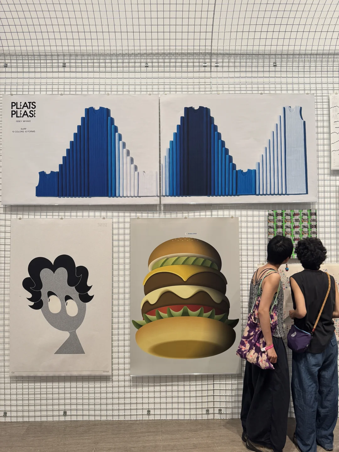 一口气逛完一天世界海报展?