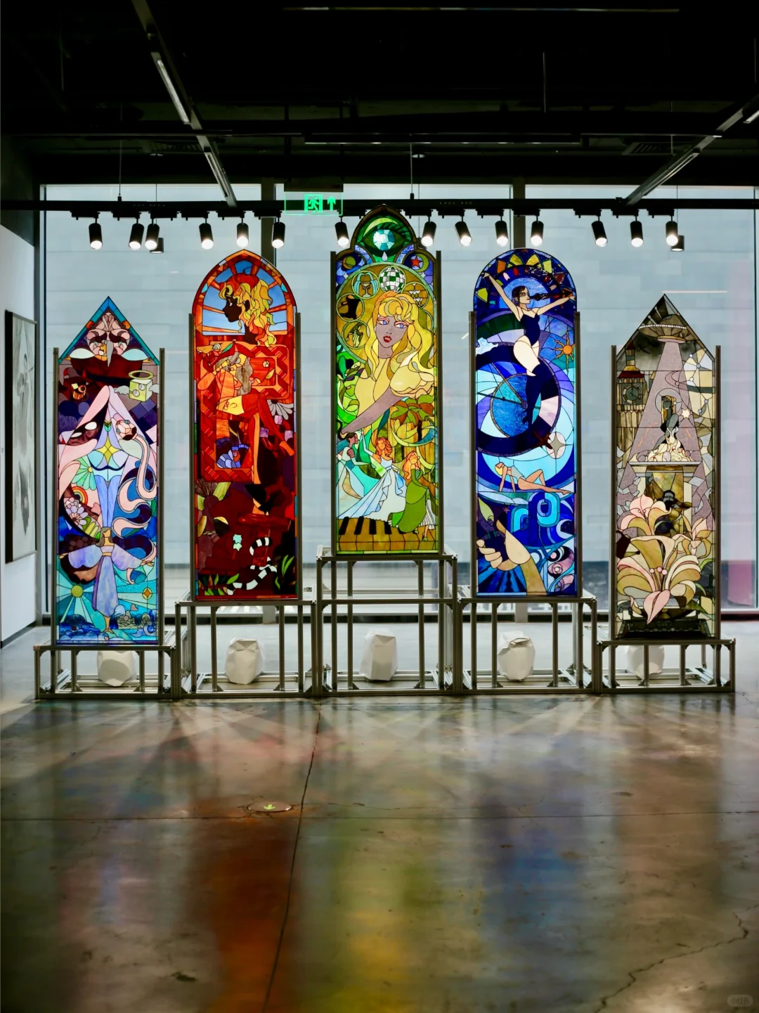 郑州新展?川流不息·九大美院毕业生作品展