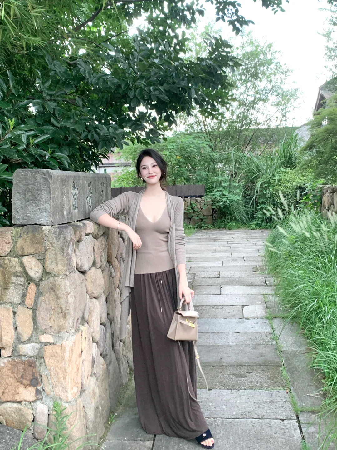37岁美艳小妈的穿搭