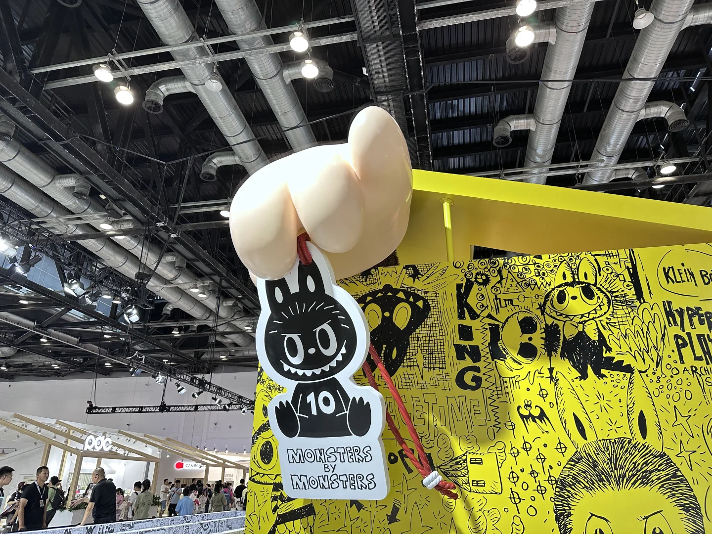 纯看了一下潮玩展！