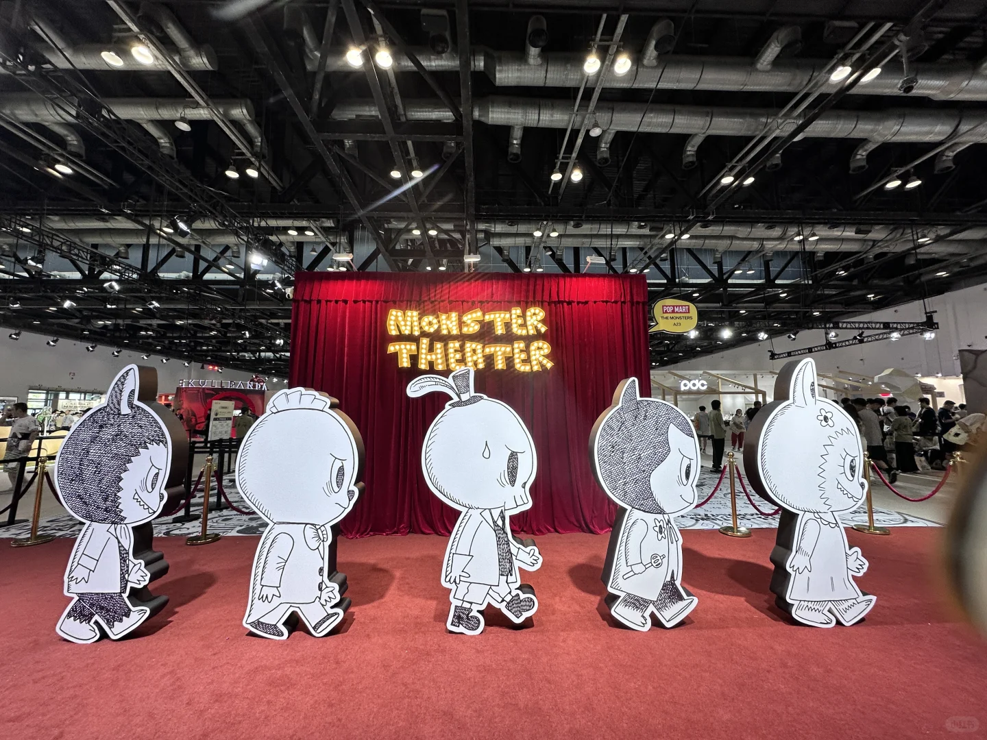 纯看了一下潮玩展！