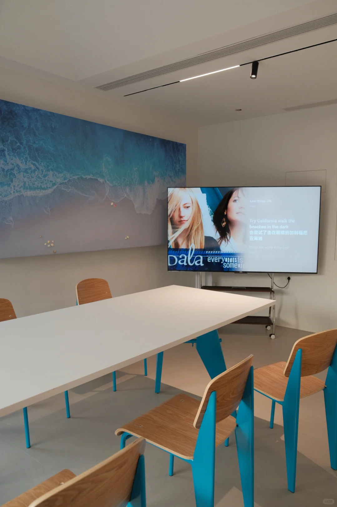秦皇岛新浪漫!工业废墟屋顶听星空live?