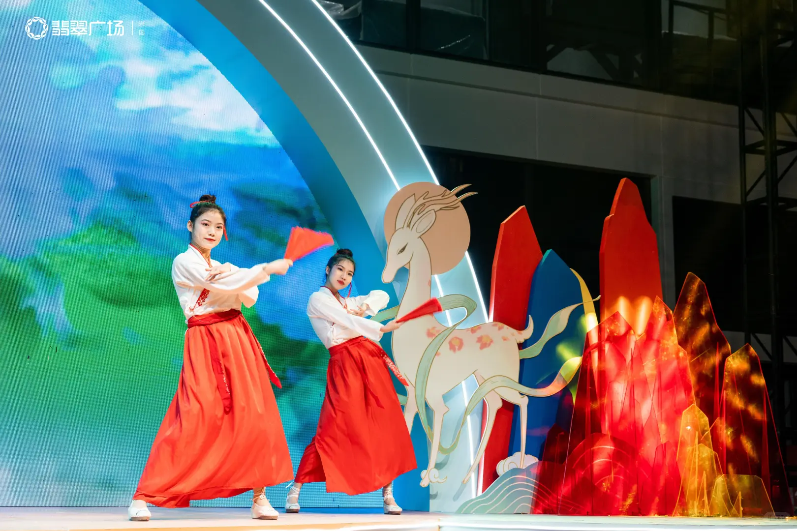 成都开业策划|活动布置|舞蹈商演|舞狮表演