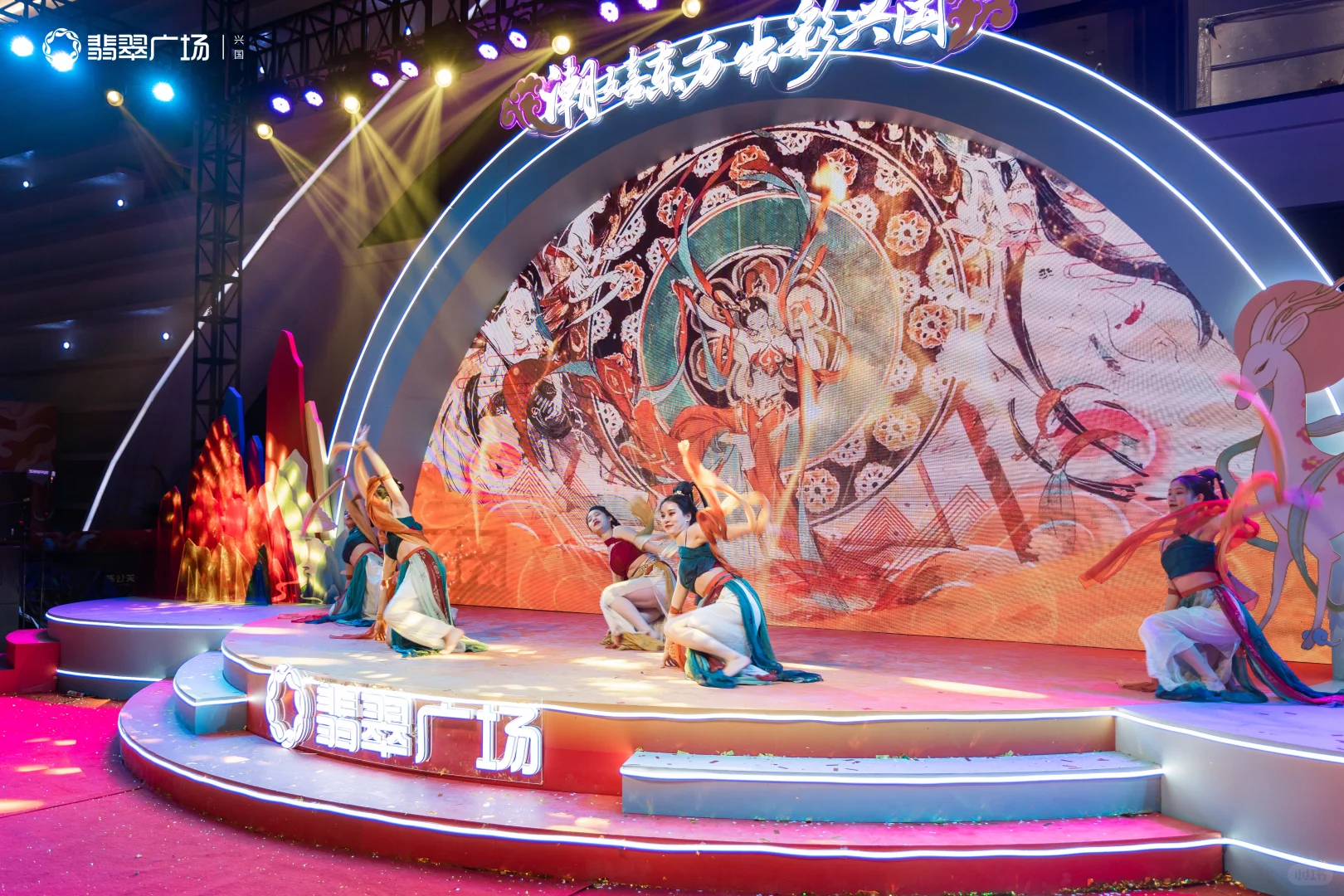 成都开业策划|活动布置|舞蹈商演|舞狮表演