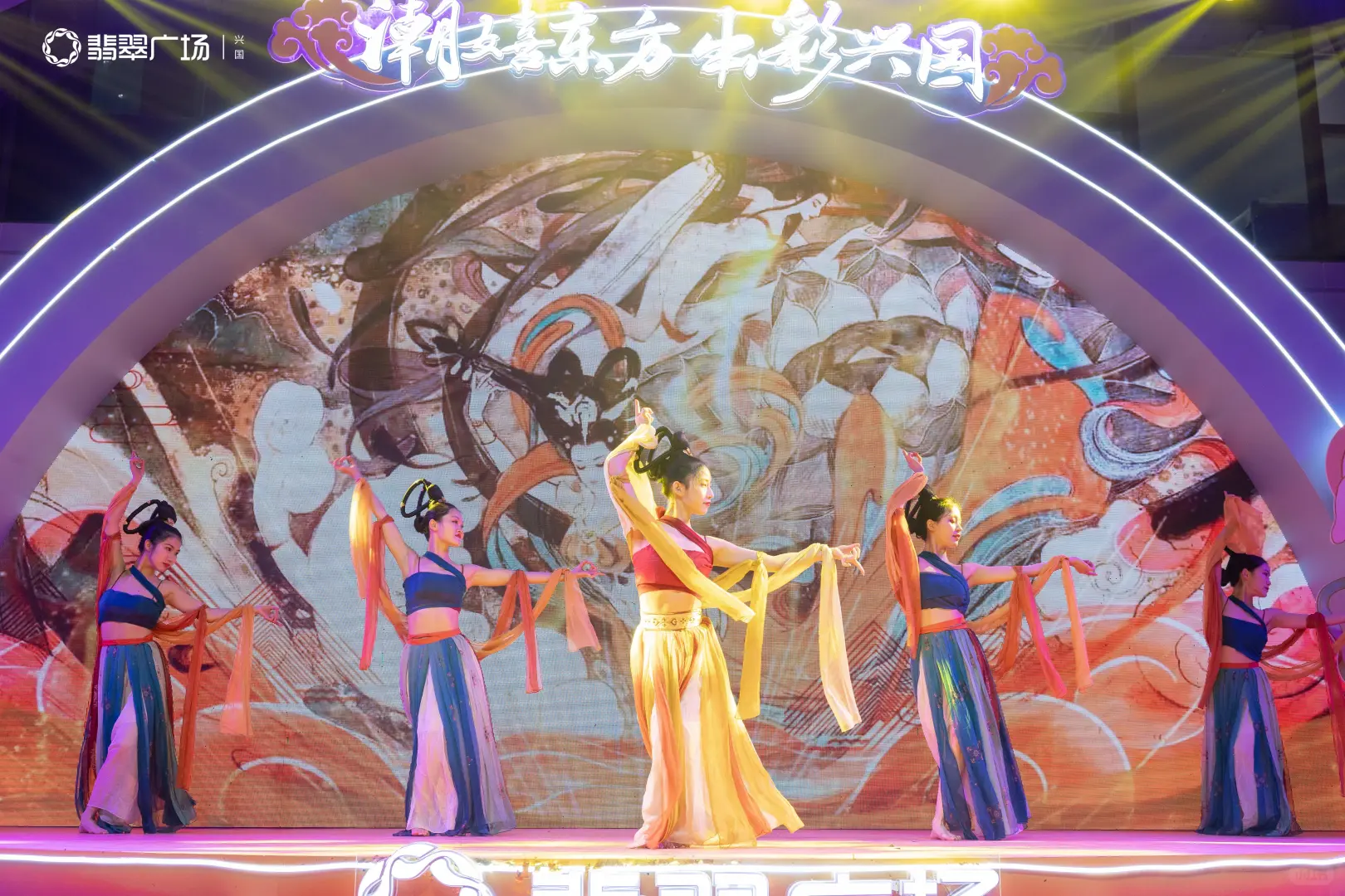 成都开业策划|活动布置|舞蹈商演|舞狮表演