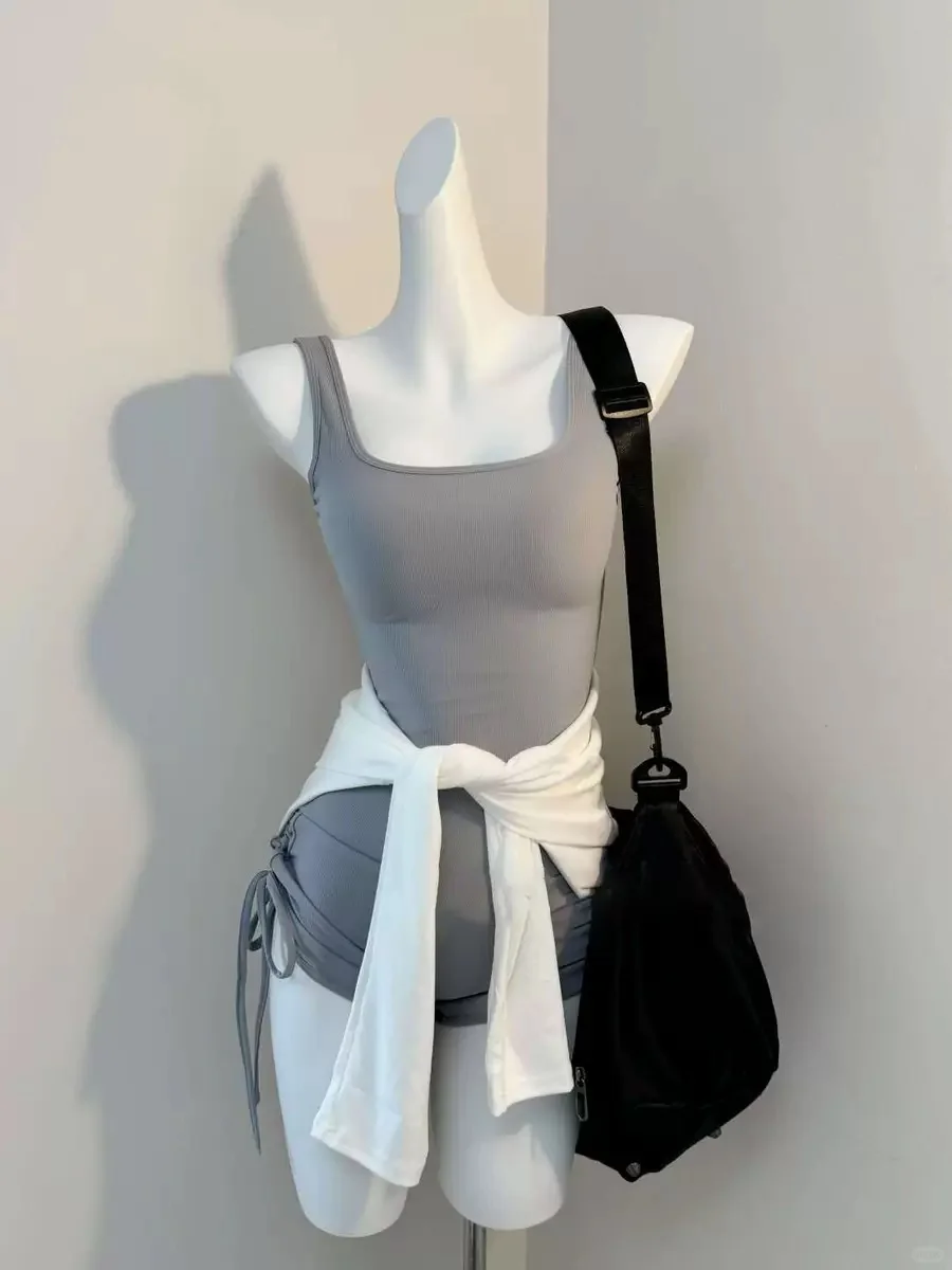 解锁时髦运动风? 这套瑜伽服套装绝了!