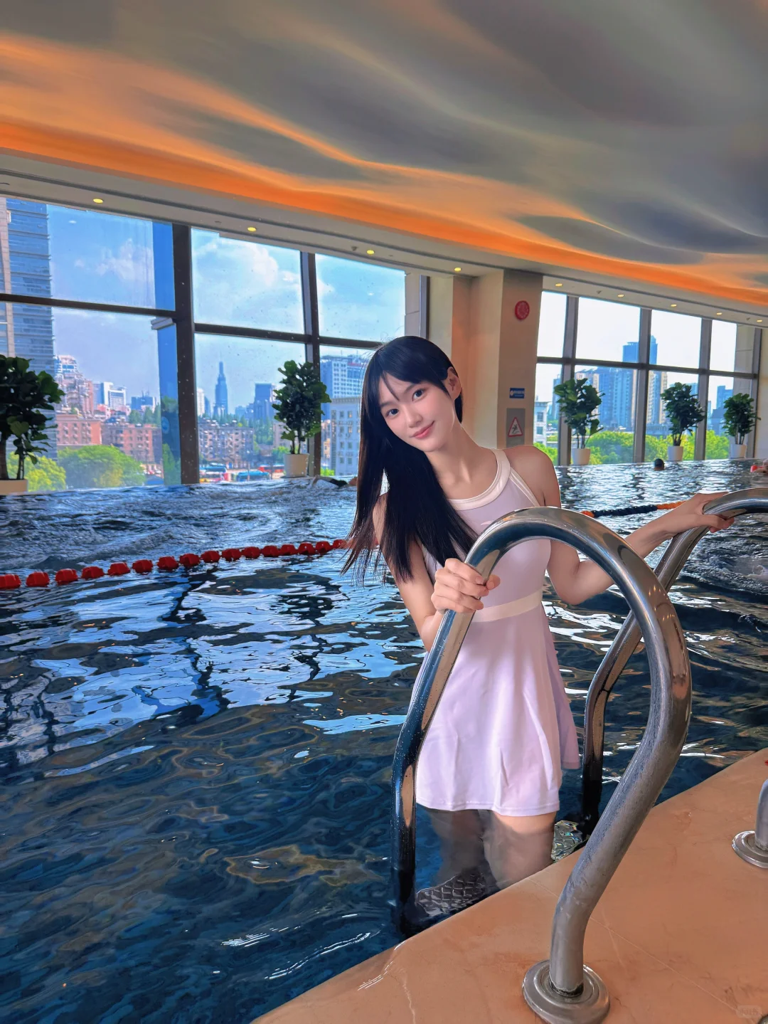 ?夏天就是要泡在水里才过瘾呀！?