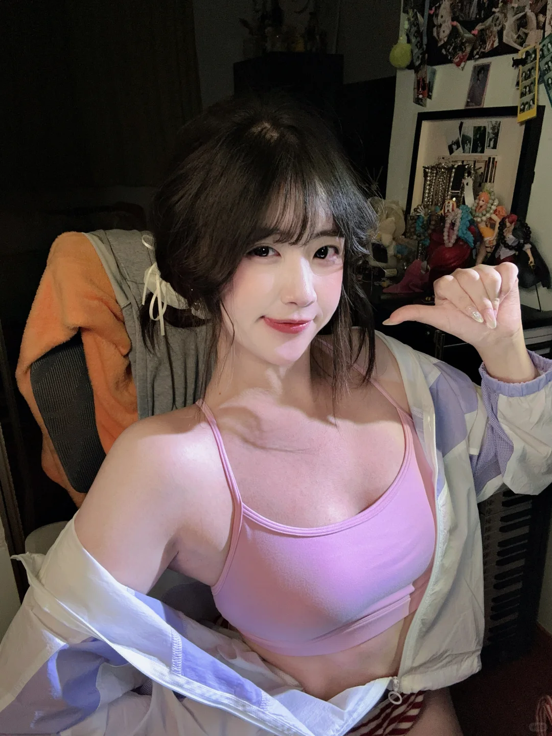 拜托！是新买的瑜伽服！