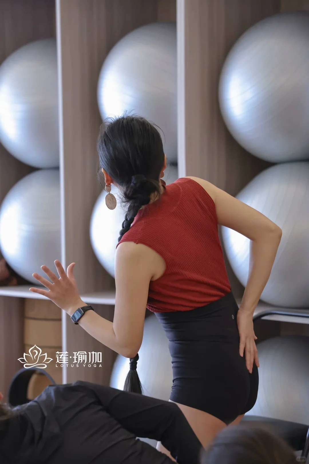 最近新乡女孩买瑜伽服都来这里