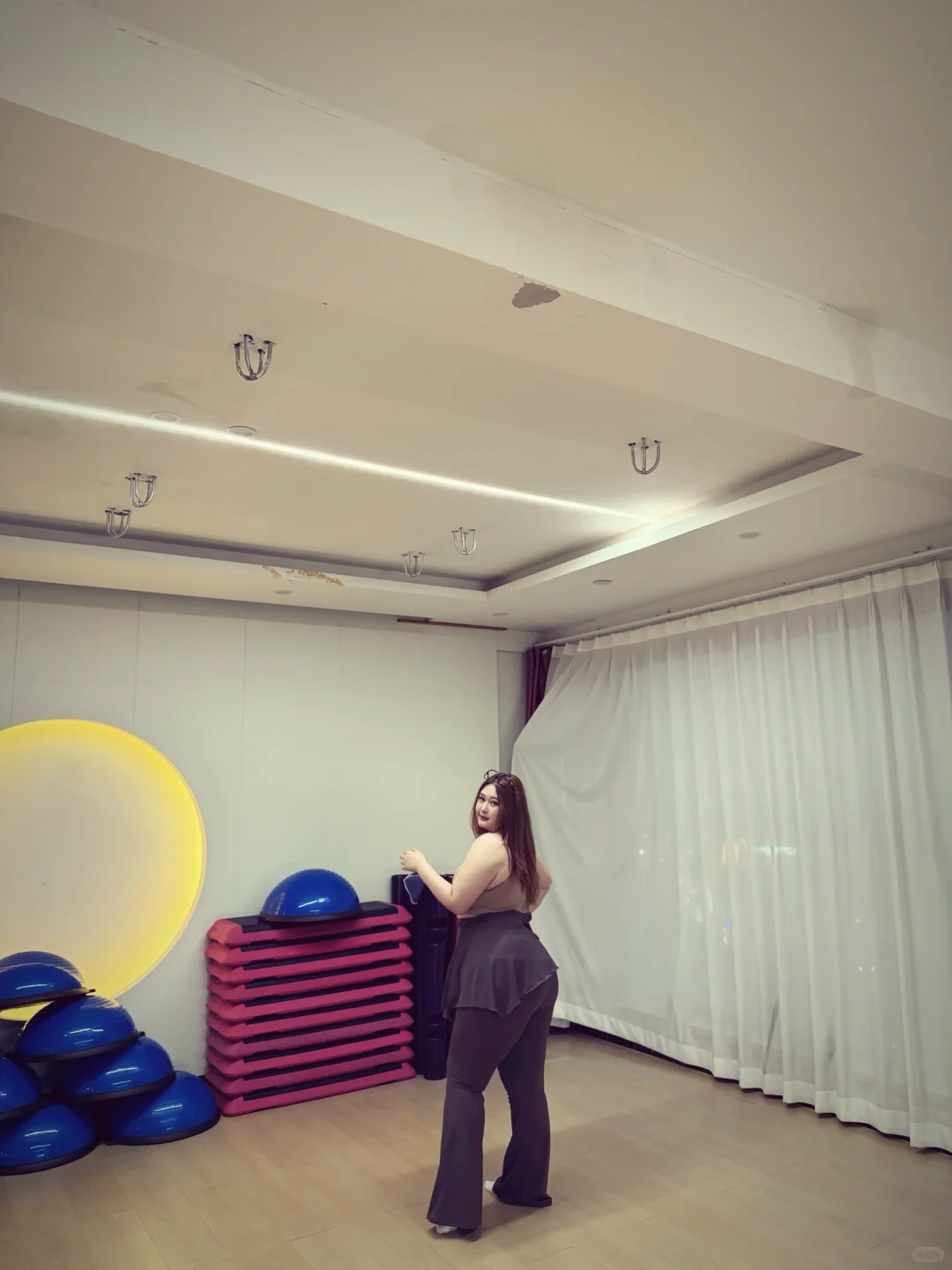 200斤肉肉女生瑜伽服推荐