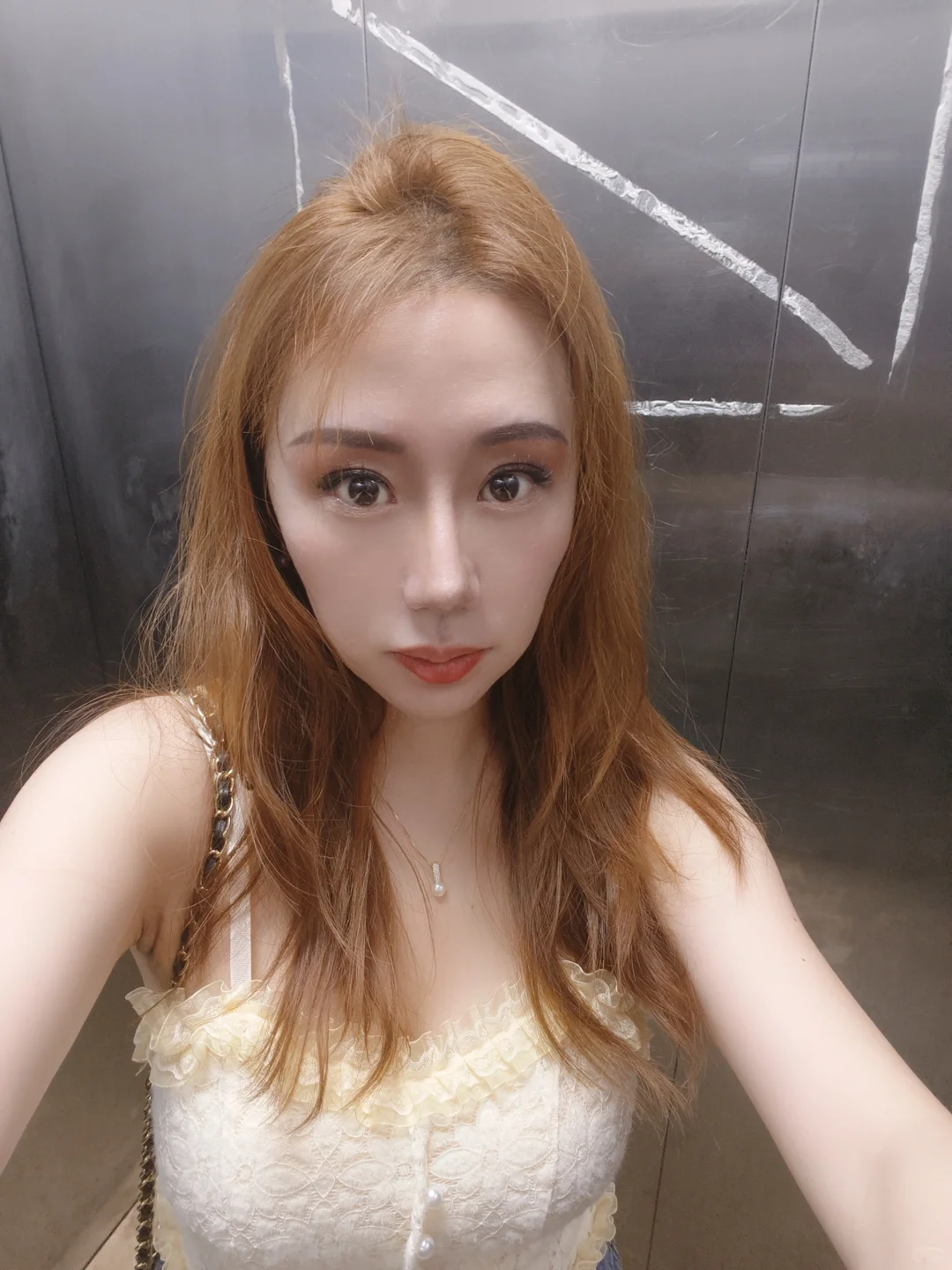 姐姐会三国语言德语英语，可以教教你